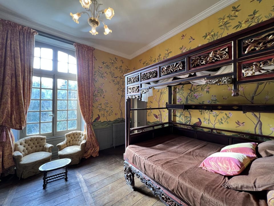 Bed, Photo of the whole room, Bedroom, Lake view