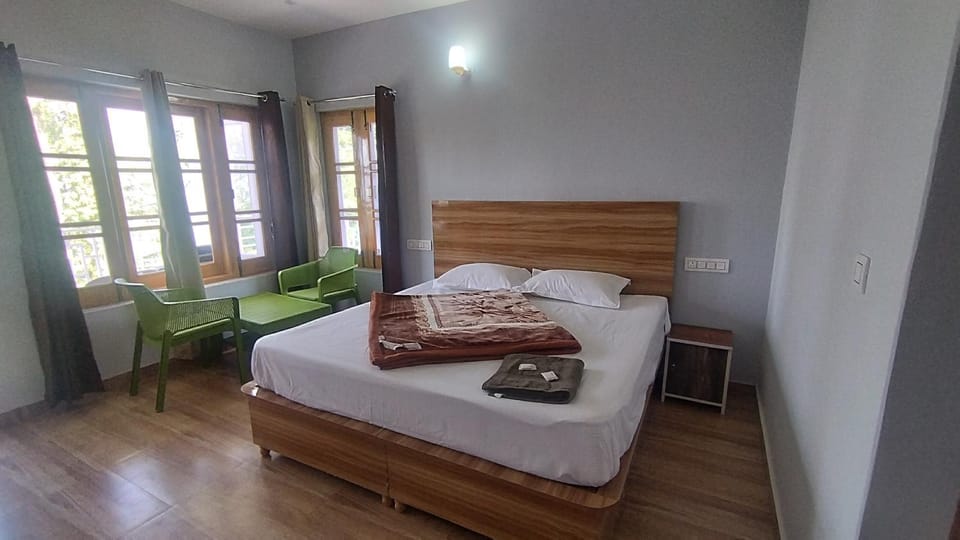 Cedar Point home stay Apartment in Himachal Pradesh