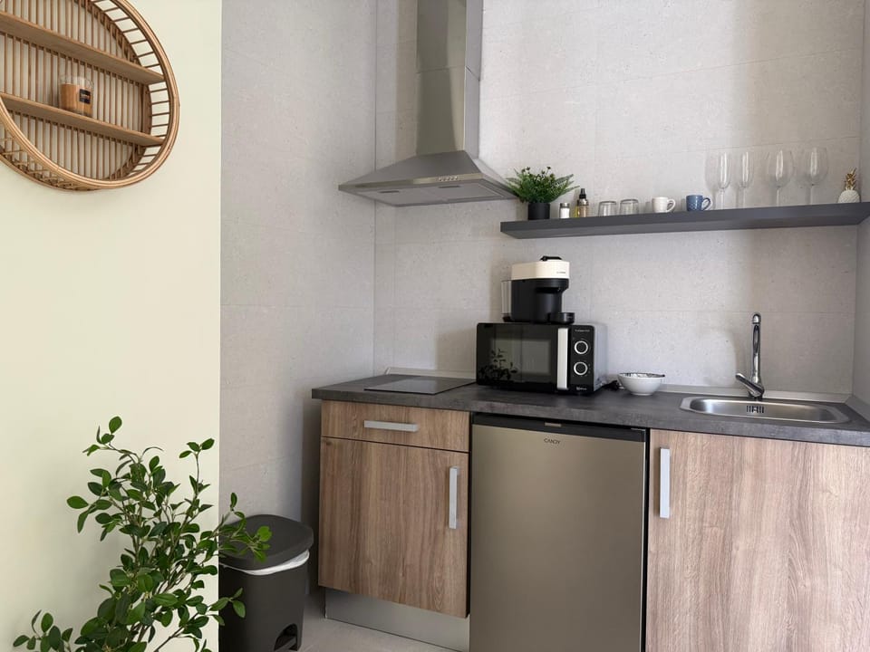 Kitchen or kitchenette, stove