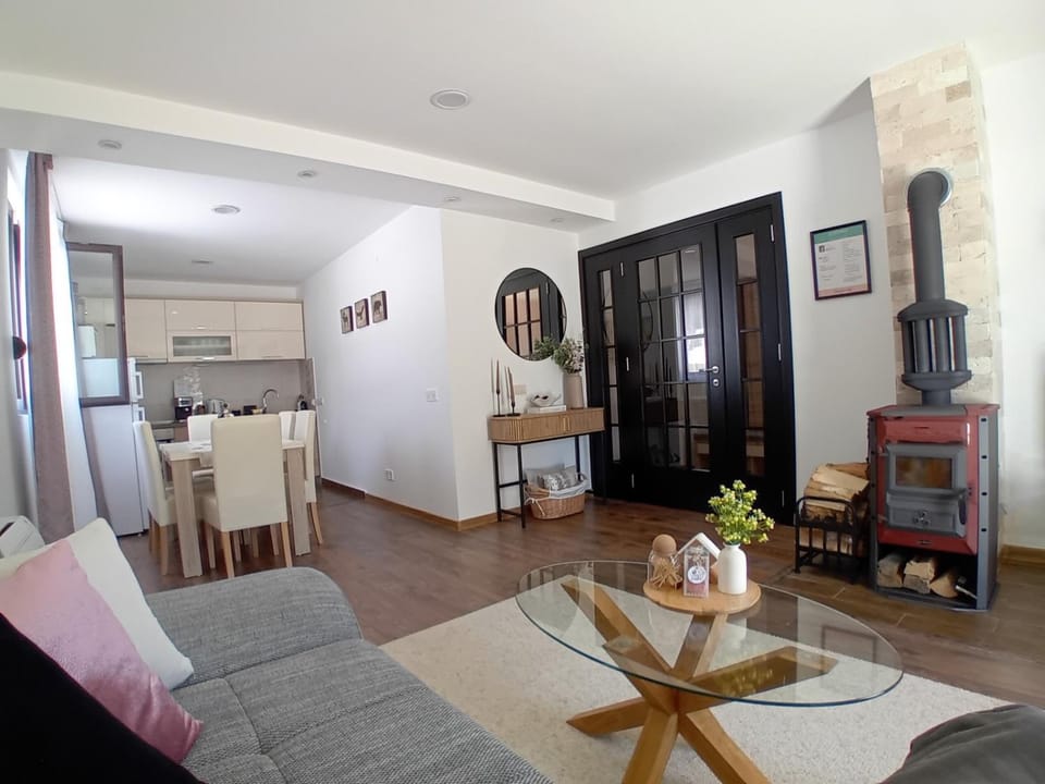 Kitchen or kitchenette, Living room, Dining area