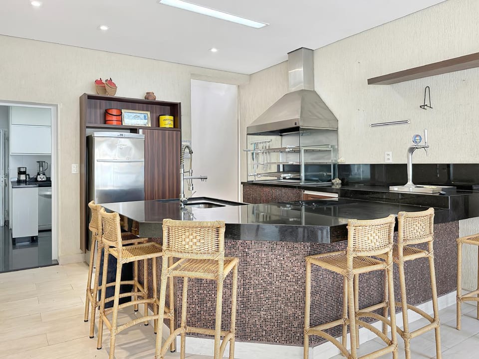 BBQ facilities, Dining area