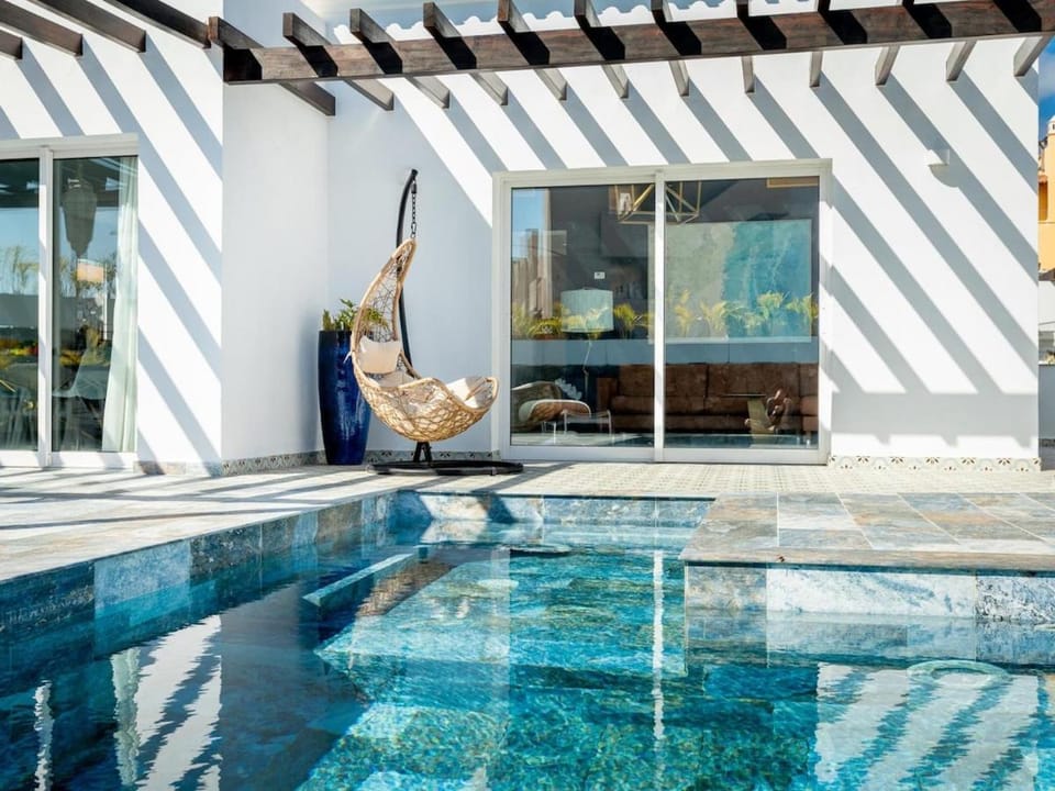 Day, Pool view, Swimming pool