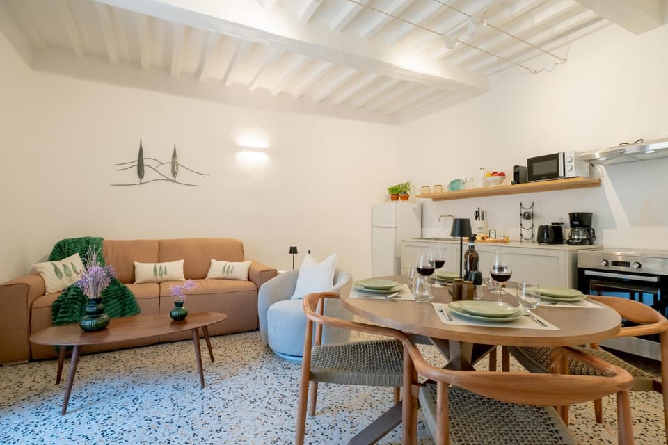 Dolce Pienza I Modern Home in the Historic Center House in Pienza