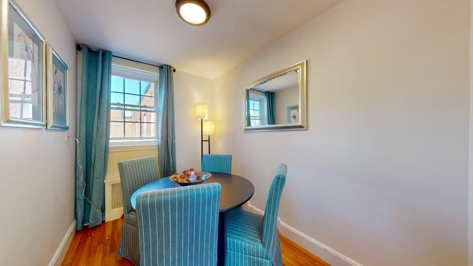 Bright 2br In Brookline Apartment in Brookline