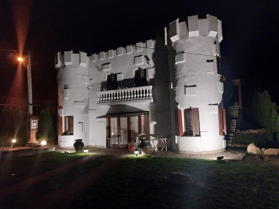 Castelo 2025 Hotel in Serbia