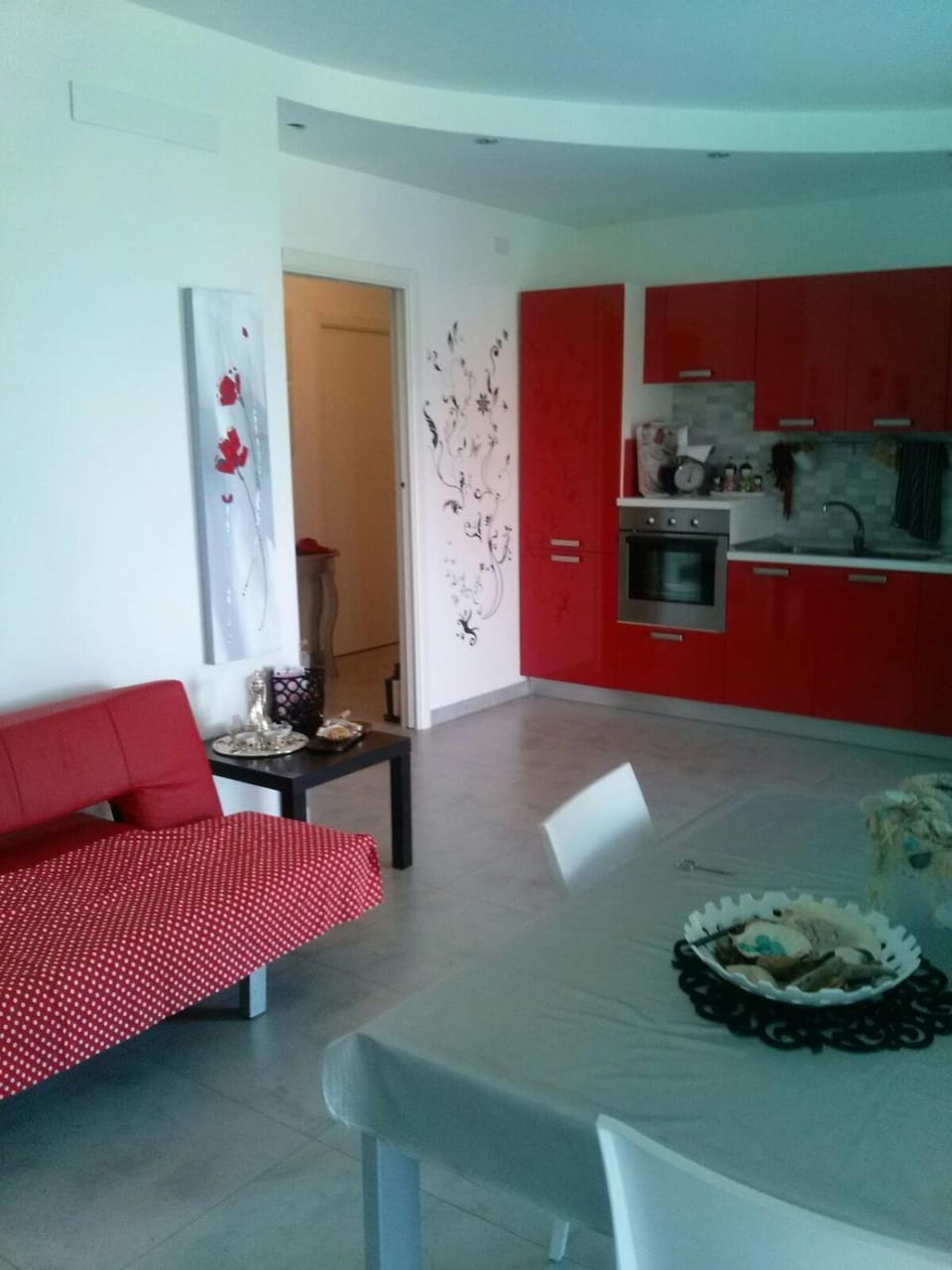Kitchen or kitchenette, Living room, Dining area