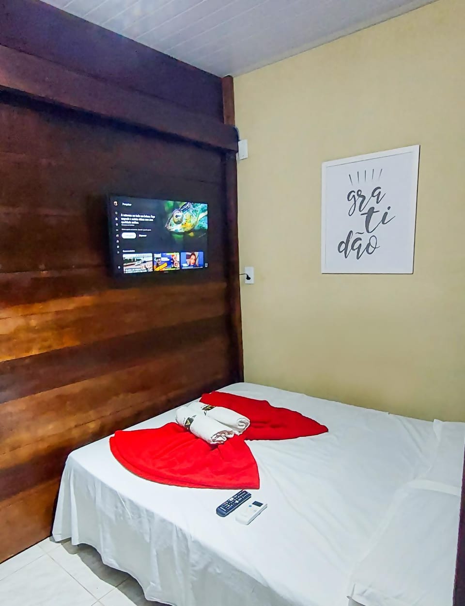 TV and multimedia, Bedroom, wedding