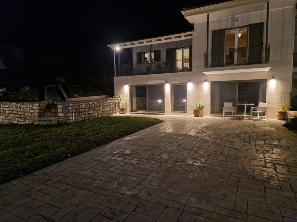 Property building, Night