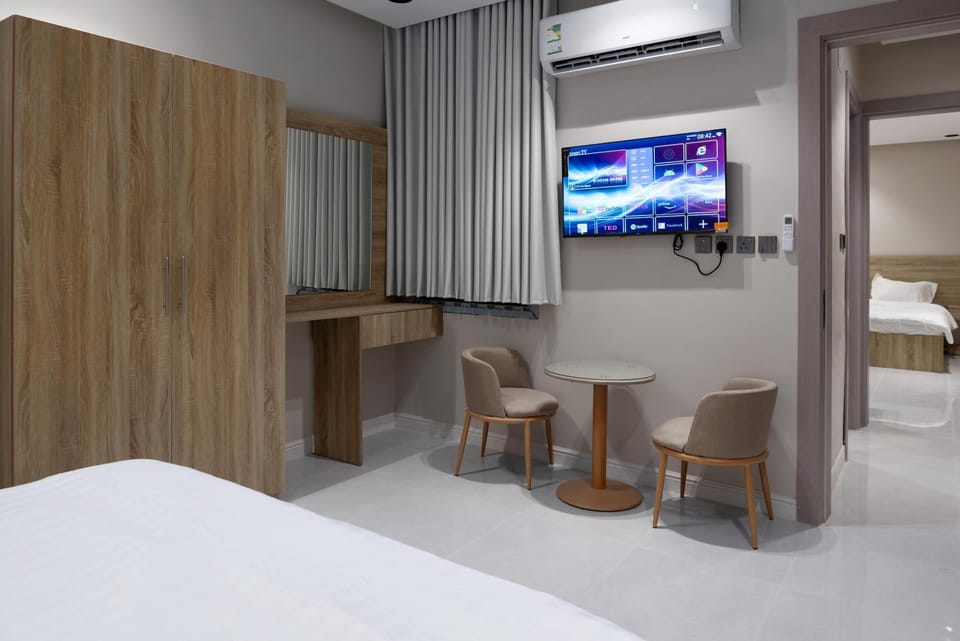 TV and multimedia, Bedroom, wardrobe, air conditioner