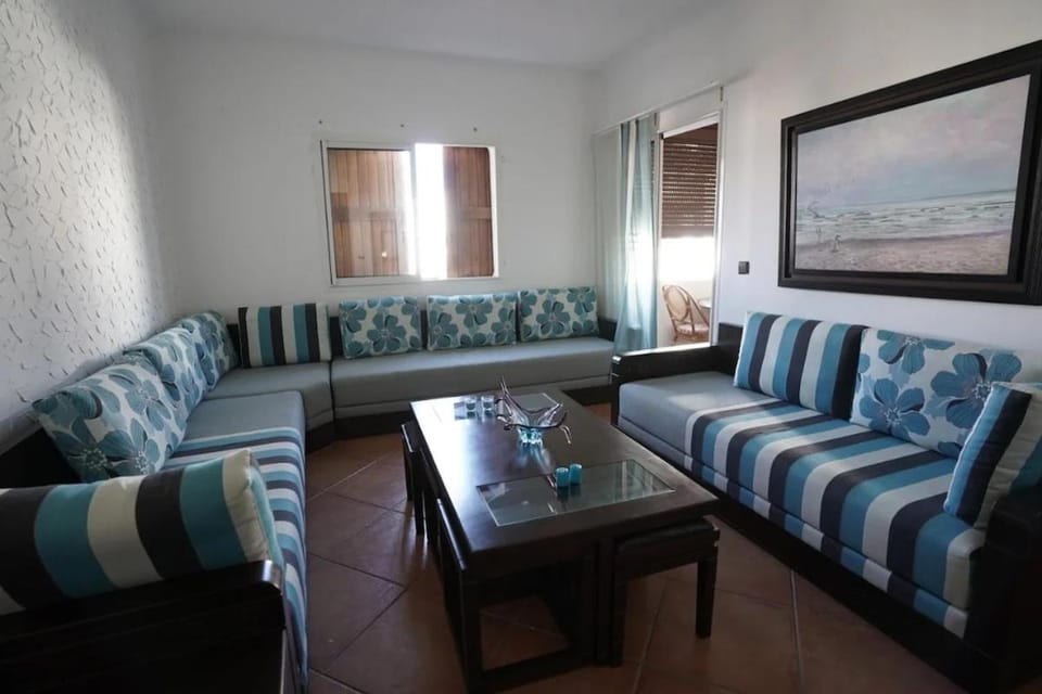 287 Apartment for rent Corniche Martil, 1 bedroom 2 balconies Wi-Fi Apartment in Tangier-Tétouan-Al Hoceima