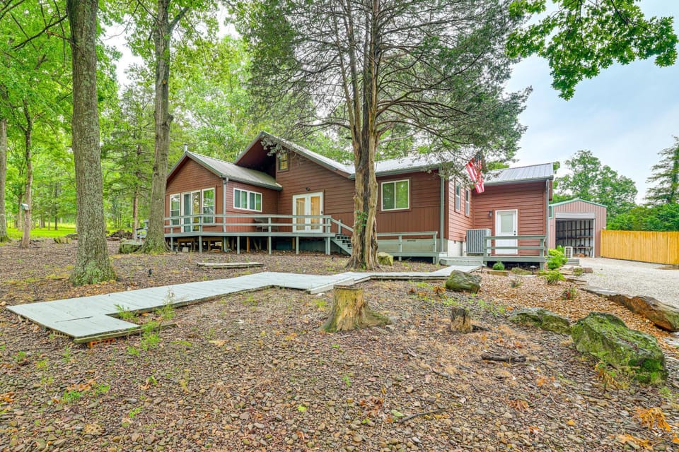 Near Bella Vista Trails & Elk River: Family Home! House in Ozark Mountains