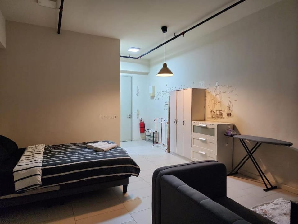 Tamarind Suite with Wi-Fi by SM Hub Apartment in Selangor, Malaysia