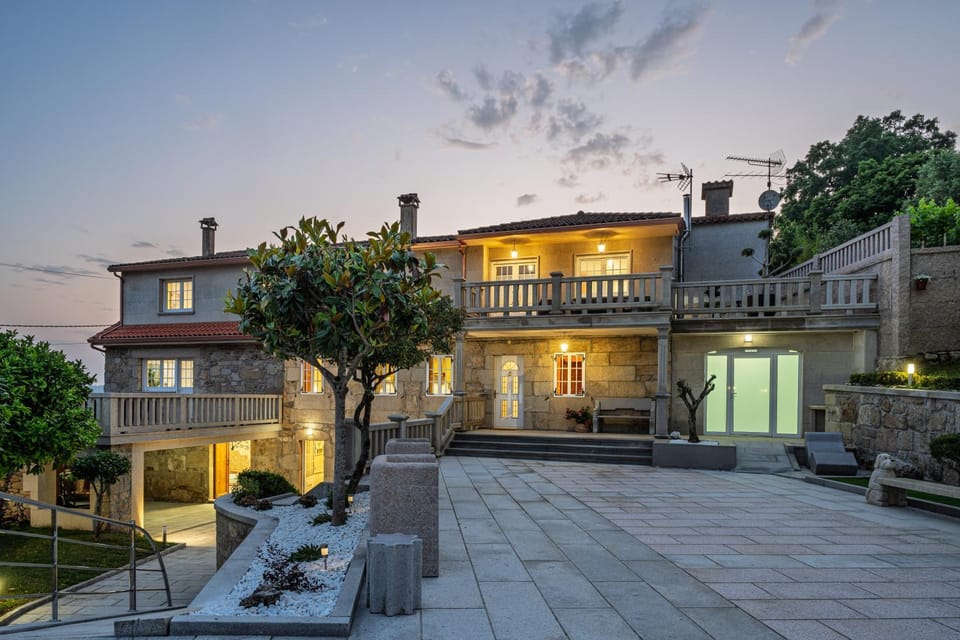 Casa Rural Antonio de Sofia House in Galicia