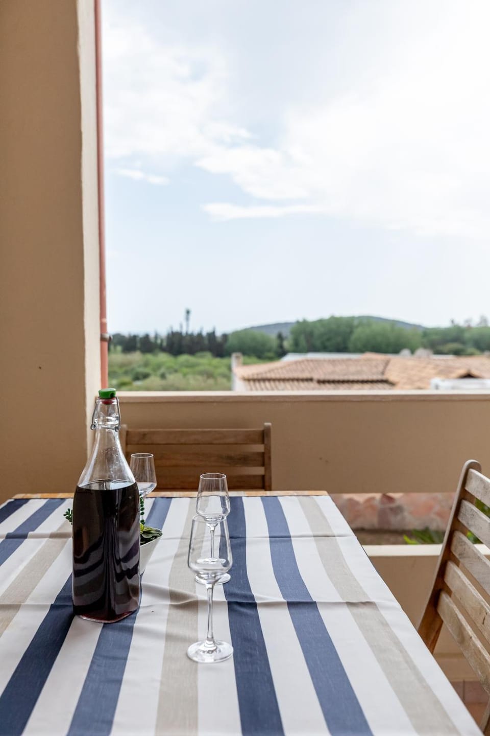Bird's eye view, Seating area, Dining area, Sea view, Sea view