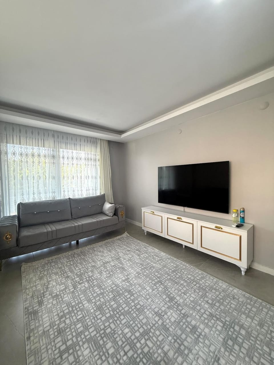 Communal lounge/ TV room, TV and multimedia, Living room, Seating area