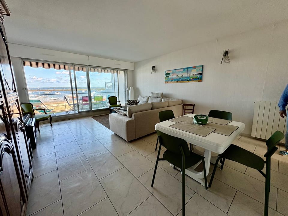 Apt4pers rénové vuemer accès plage terrasse parking wifi Apartment in Arcachon