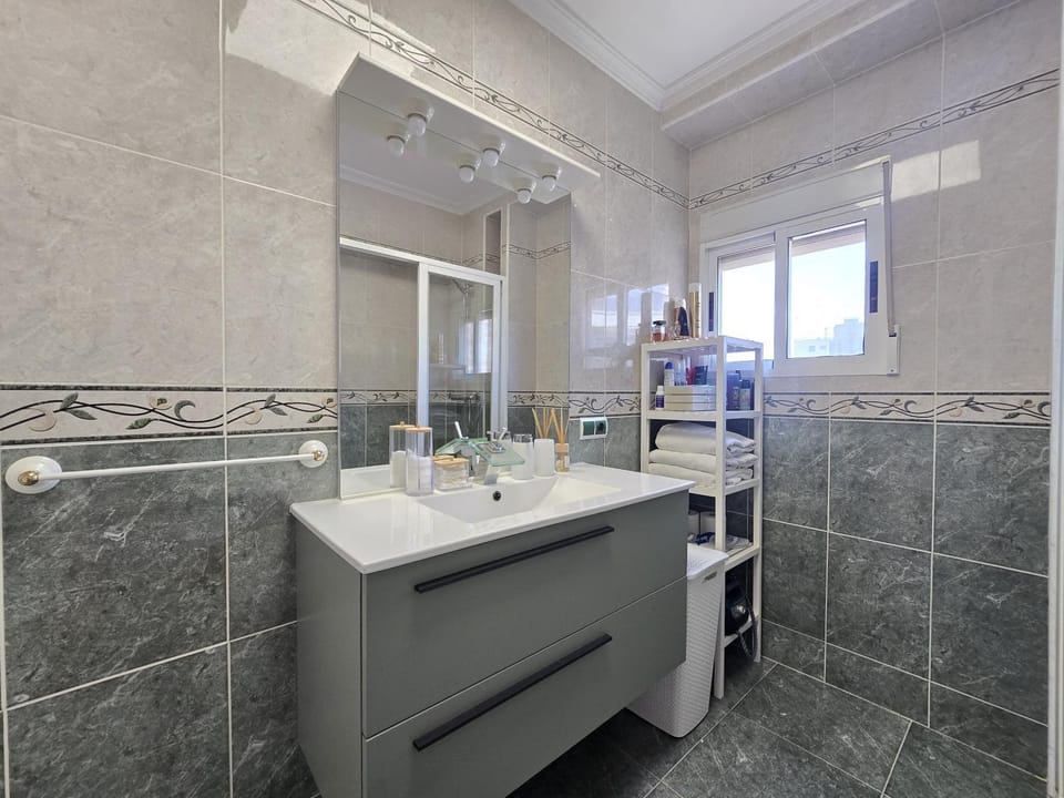 Apartamento con piscina en Pau 5 Alicante Apartment in Alicante