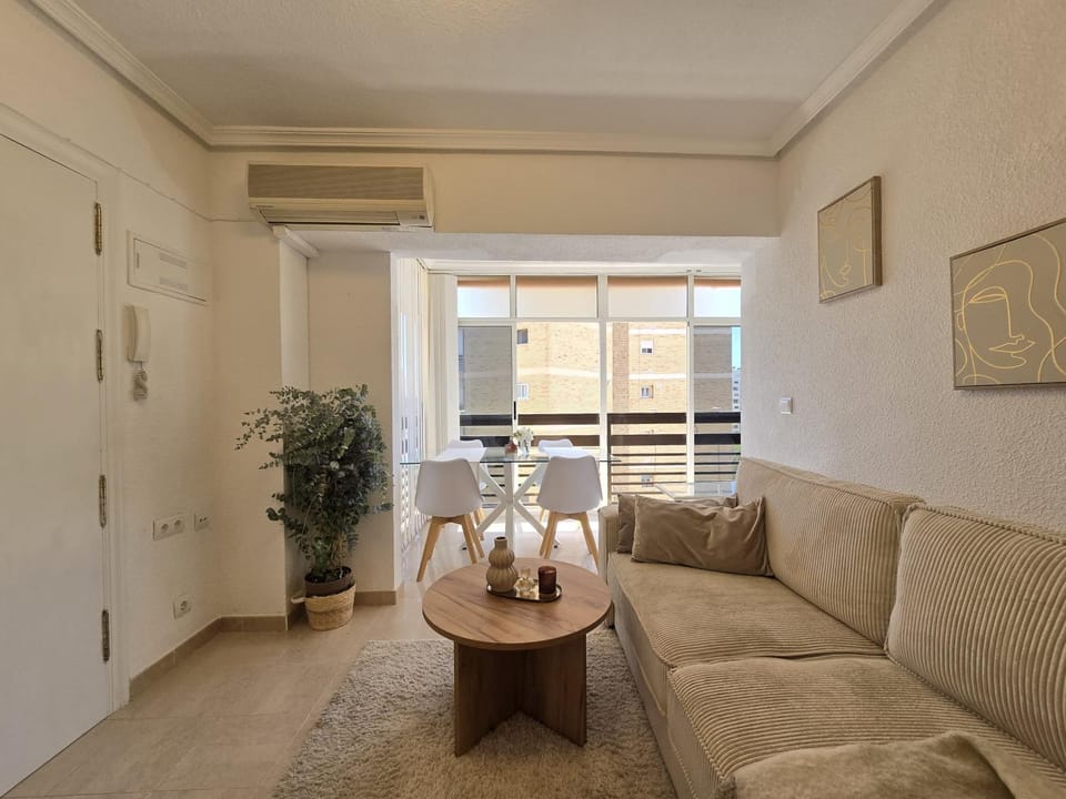 Apartamento con piscina en Pau 5 Alicante Apartment in Alicante