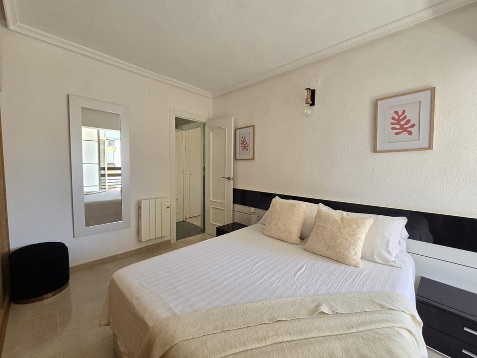 Apartamento con piscina en Pau 5 Alicante Apartment in Alicante
