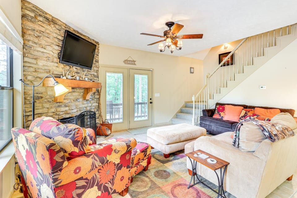 Pickwick Lake Cabin w/ Private Marina Access Cabin in Pickwick Lake