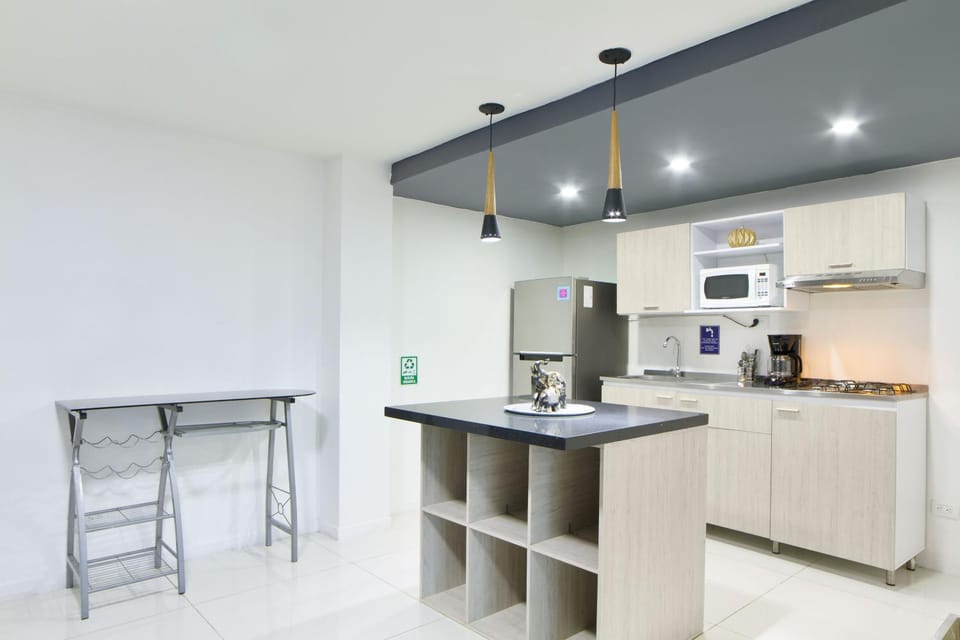 microwave, stove, kitchen