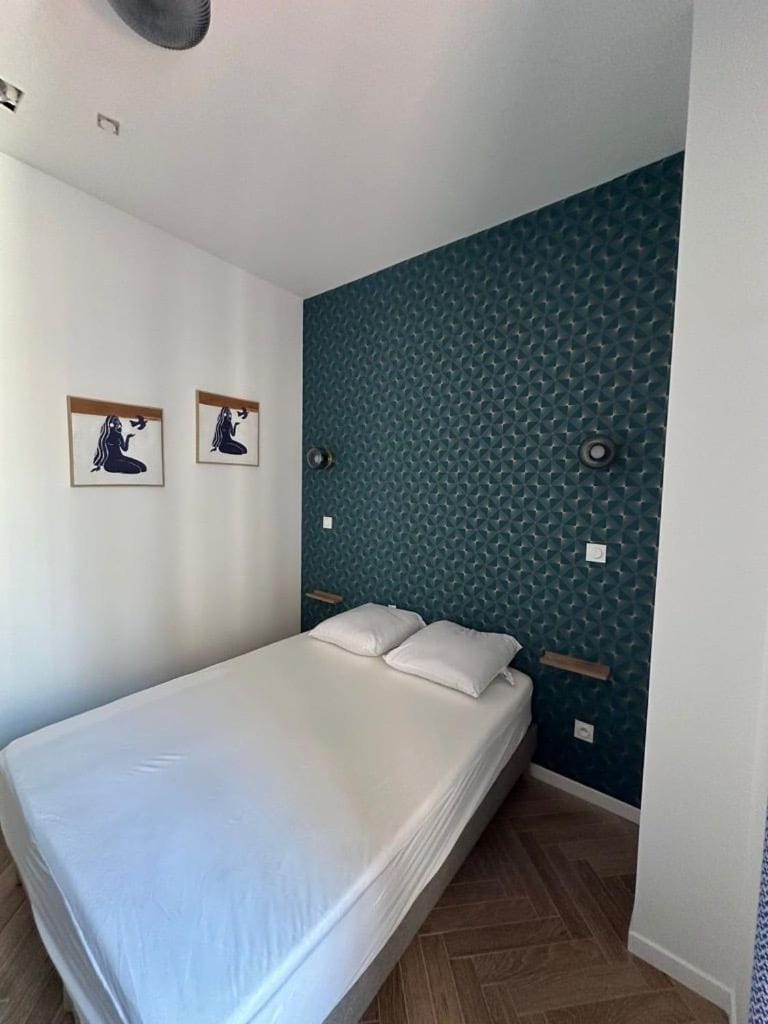 MOON 21 Apartment in Nice