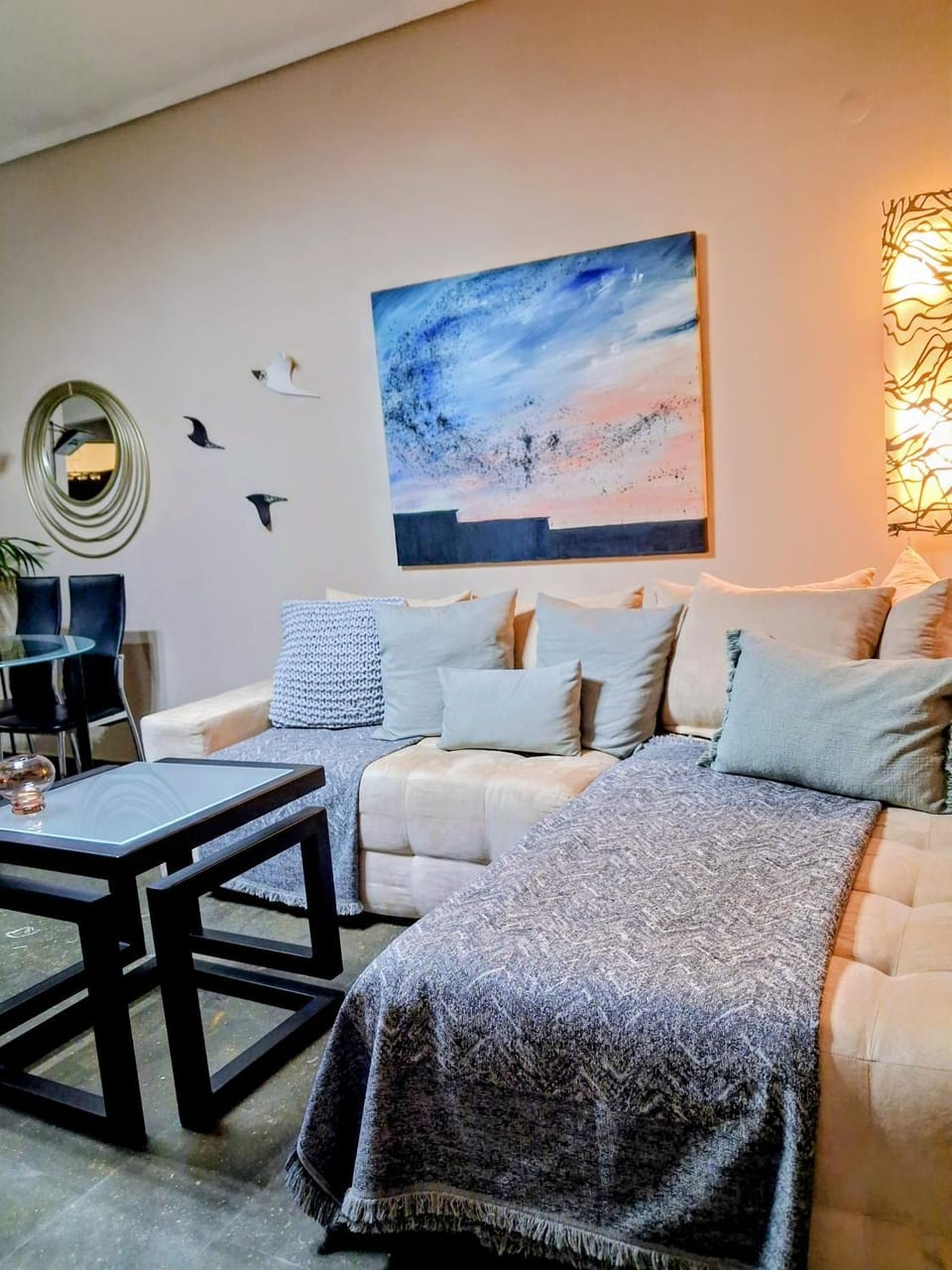 Living room, Seating area