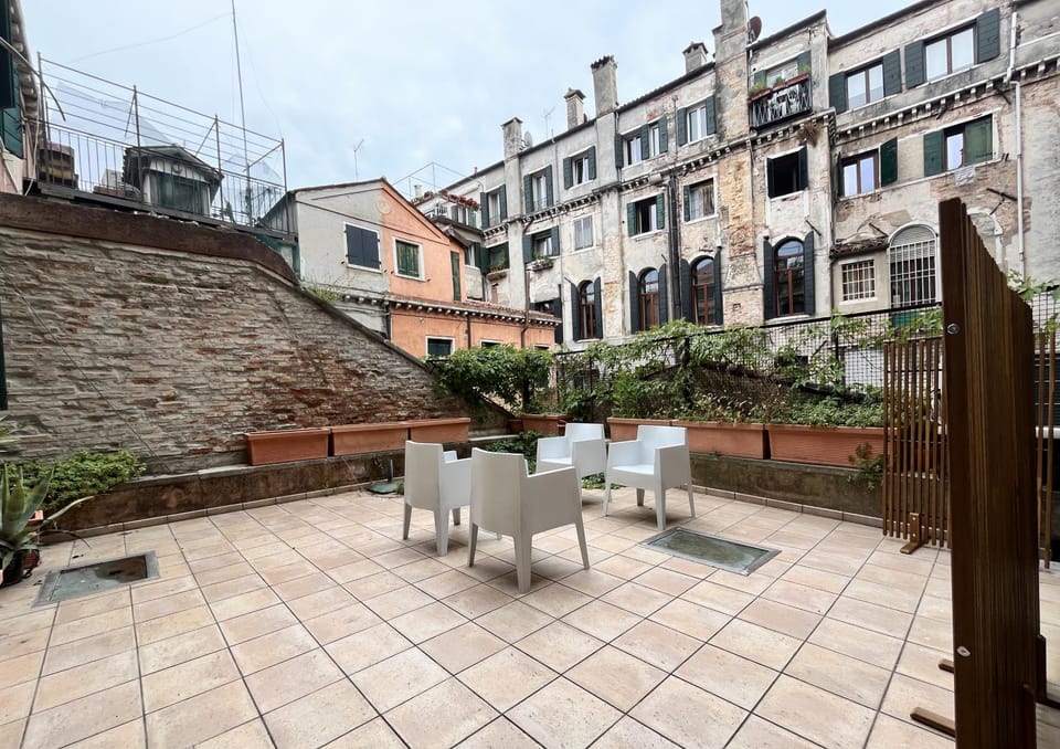 Comedia by Suites alla Maddalena Apartment in Venice