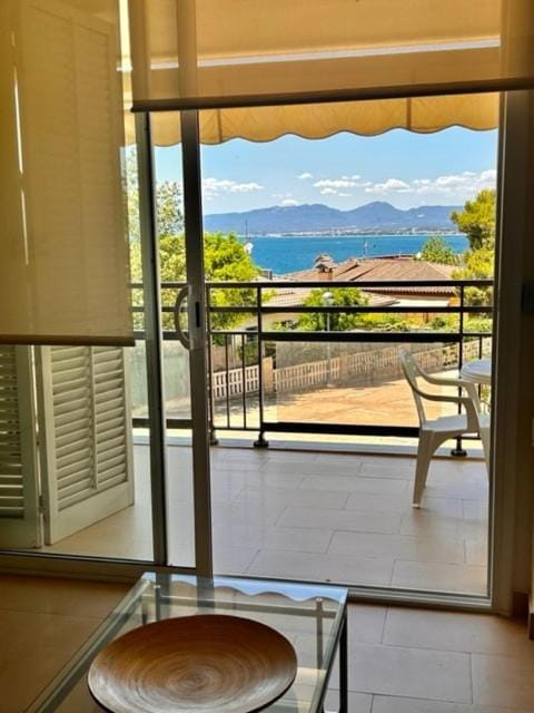 Balcony/Terrace, Living room, Sea view