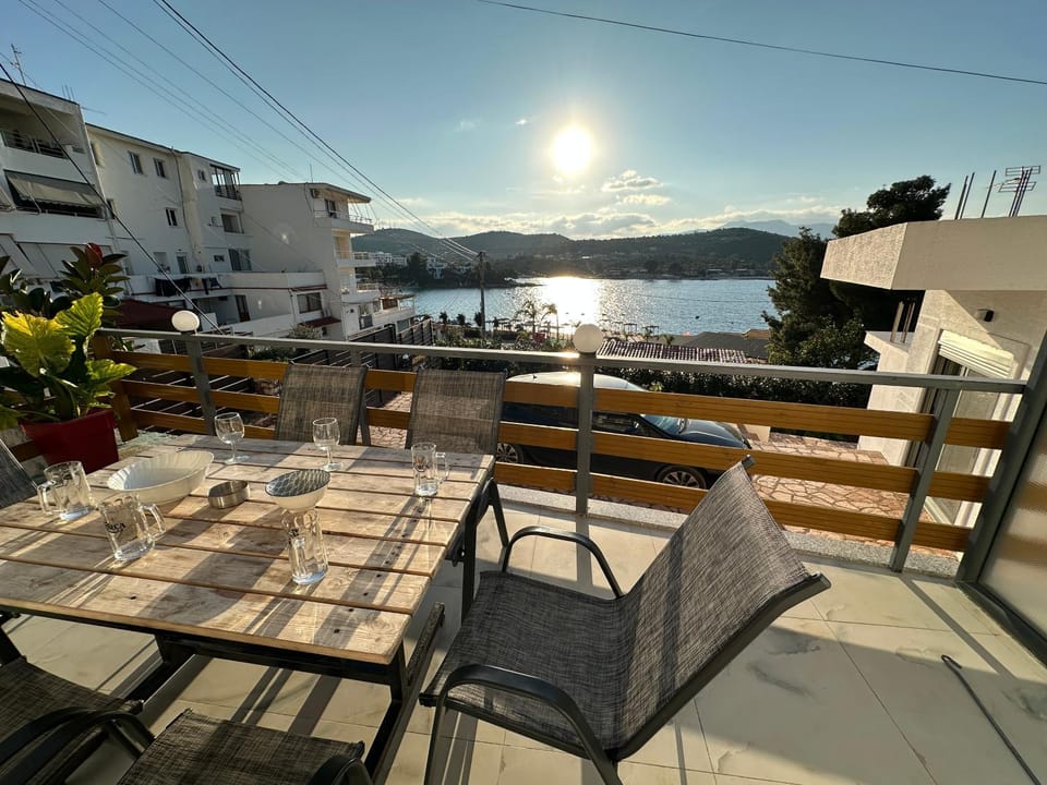 Ion Sea View Apartment in Ksamil