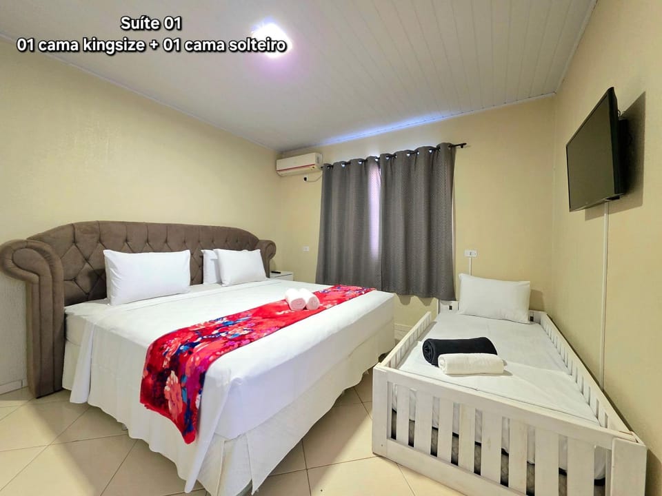 Casa 2 Suítes + 2 quartos piscina e churrasqueira House in Foz do Iguaçu