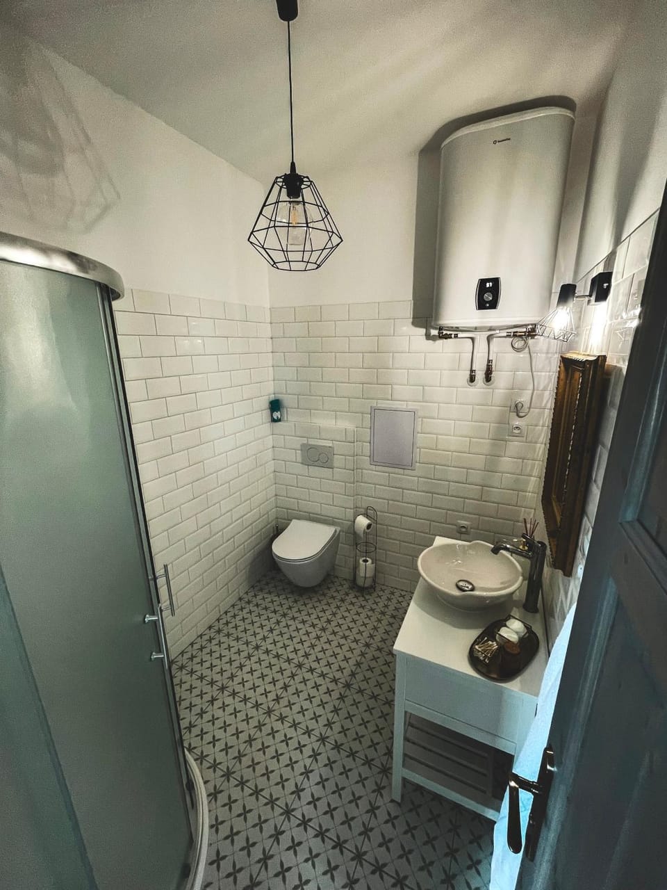 Shower, Toilet, Bathroom