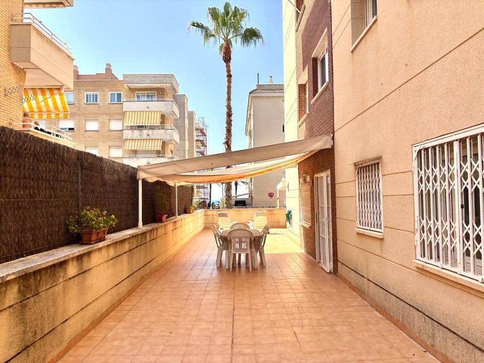 Beach breeze & pools Apartment in Baix Penedès