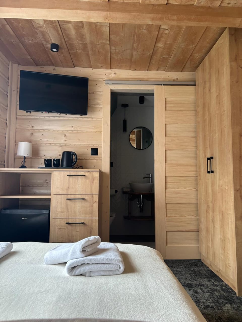 Cichowiańska Chałupa przy stoku z widokiem na GÓRY I SKY WALK Apartment in Lesser Poland Voivodeship