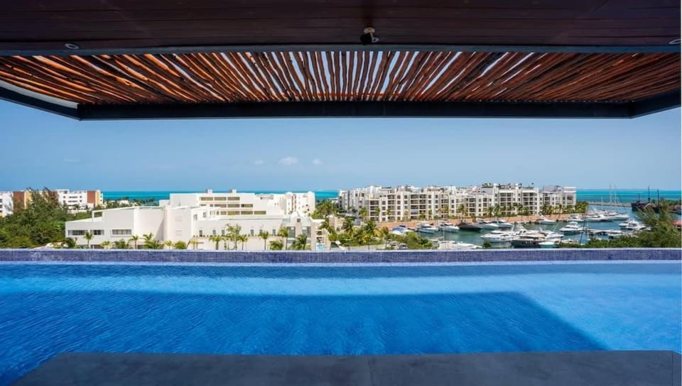 2BR Beach & Marina front Condo w/ Top Features Apartment in State of Quintana Roo