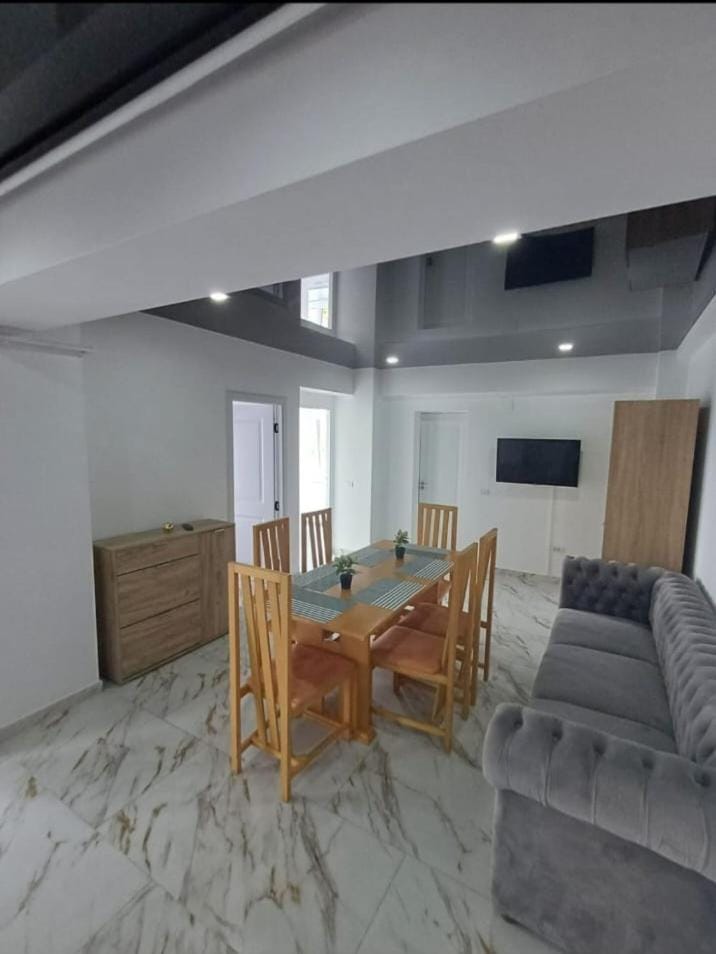 Cazare la mare Stefan Apartment in Constanța County