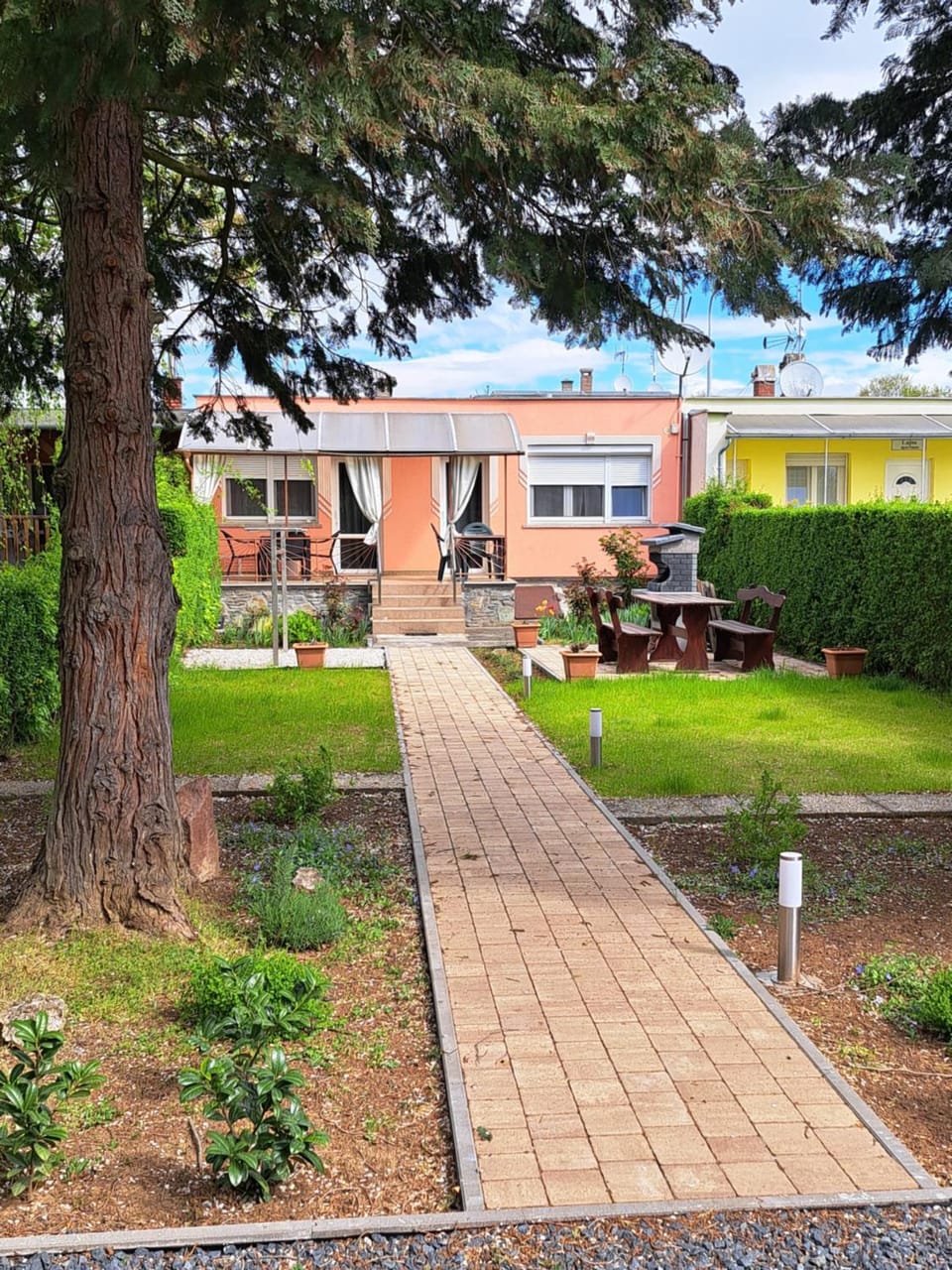 Garden, Balcony/Terrace