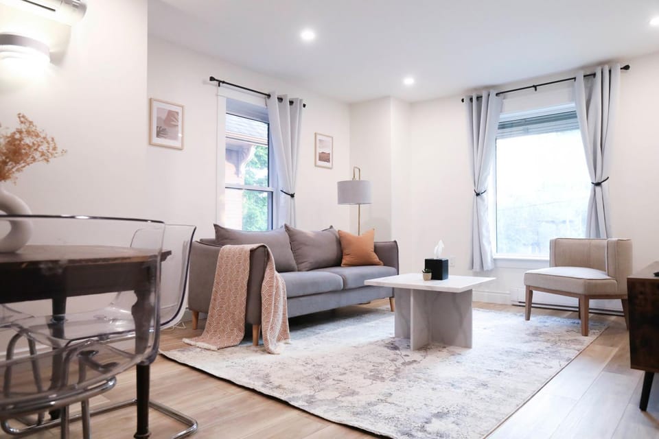 The Willow Suite Near DT & Hospital Apartment in Peterborough