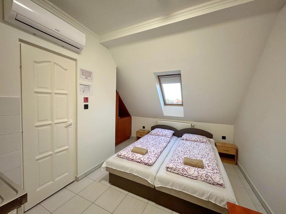 Solena Apartman Hajdúszoboszló Apartment in Hungary