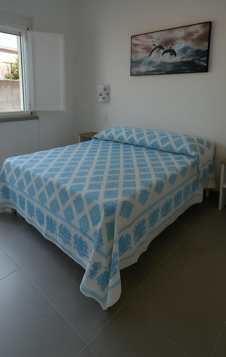Bed, Decorative detail, Bedroom
