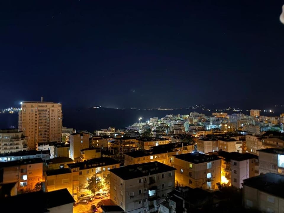 Panoramic Bliss Apartment in Sarandë