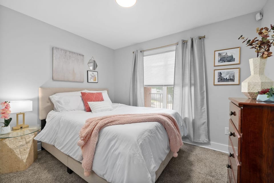 The Lofts of Downtown - 540 N 2nd St - Unit 201 - Charming 2-Bedroom in the Heart of Clarksville TN Apartment in Clarksville