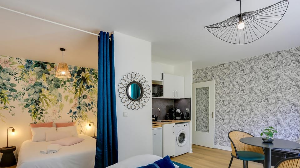 Kitchen or kitchenette, Photo of the whole room