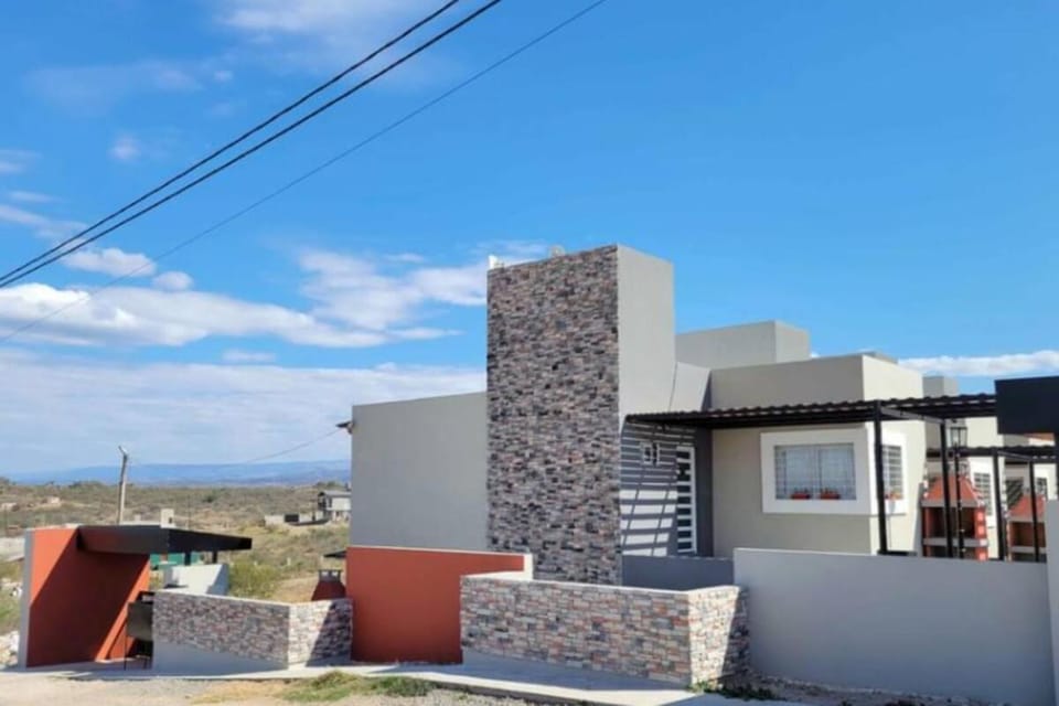 Departamento ideal Pileta, Parrilla y Pet friendly Apartment in Villa Carlos Paz