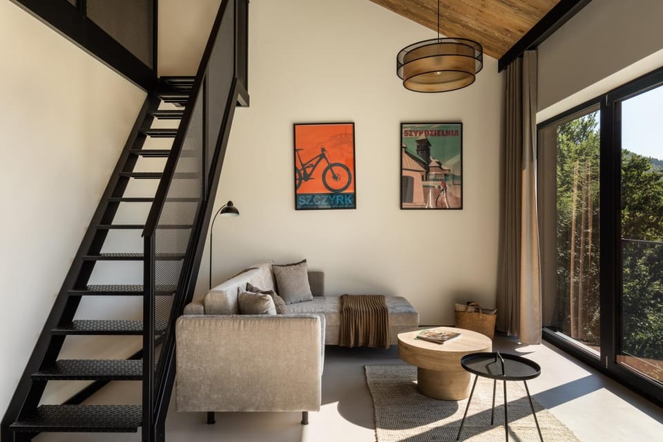 Natural landscape, Activities, View (from property/room), Living room, Seating area, Garden view, Mountain view, Mountain view, Sunrise, Family