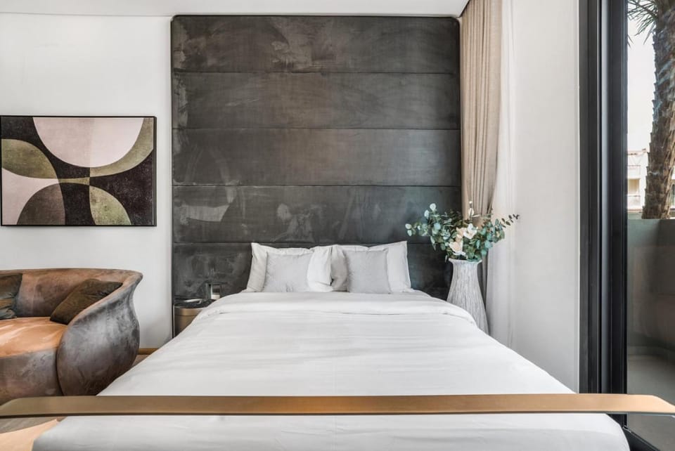 Stylish Studio in The Autograph Apartment in Dubai