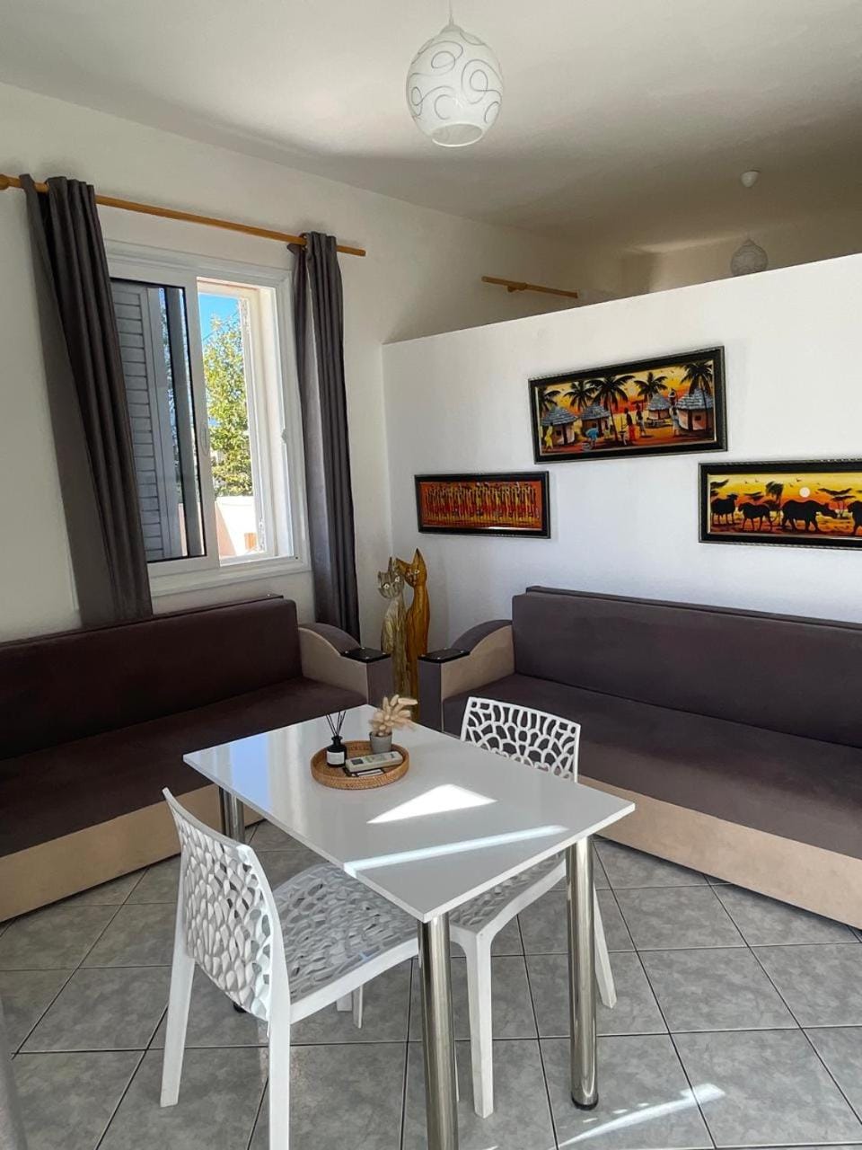 Rena Home House in Vlorë