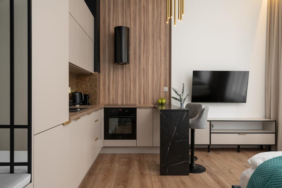 Communal lounge/ TV room, Kitchen or kitchenette