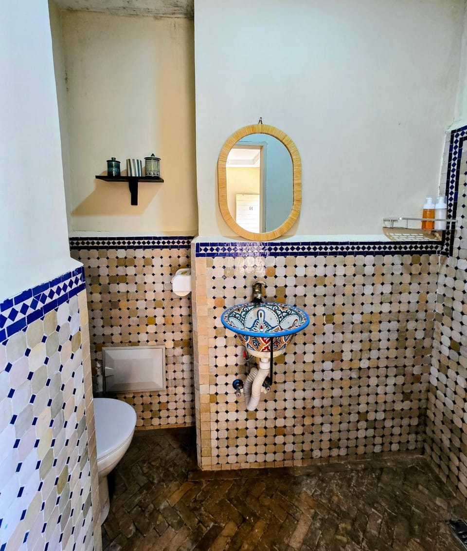 Shower, Toilet, Bathroom, bidet