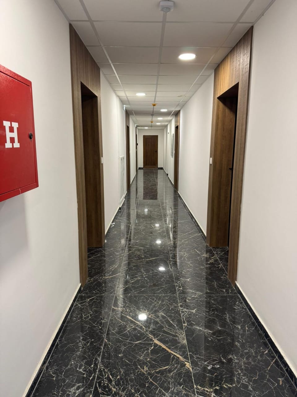 IBF Lake Suite Apartment in Municipality of Ohrid, North Macedonia